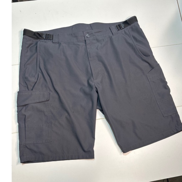 Cintas Mens Gray Cargo Shorts Size 42 Work Utility Outdoor - Picture 1 of 7